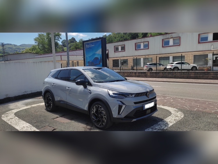 Renault Symbioz Esprit Alpine E-Tech Full hybrid 145 CV foto 2